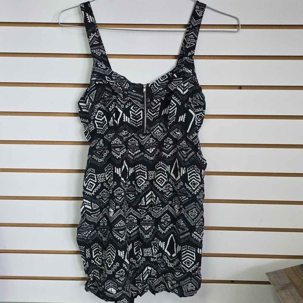 Y2K Zip Front Tank